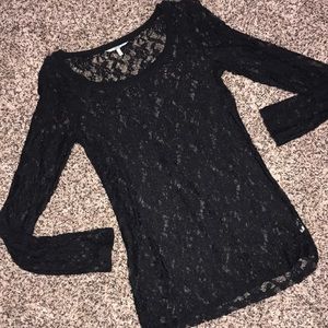 EUC BKE lace top!